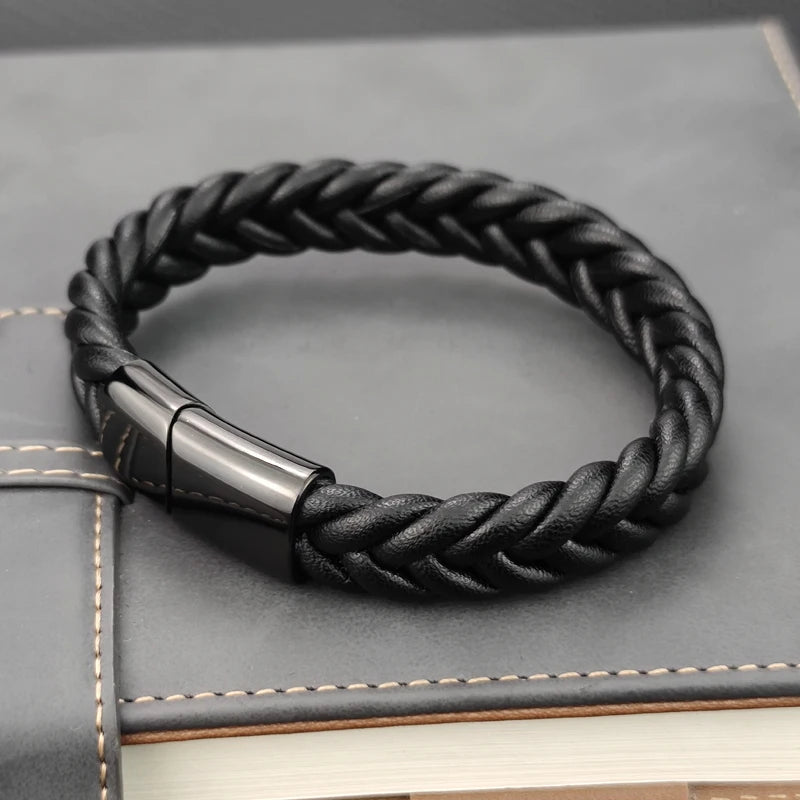Men's Leather and Stainless Steel Bracelet Luxury Classic Design
