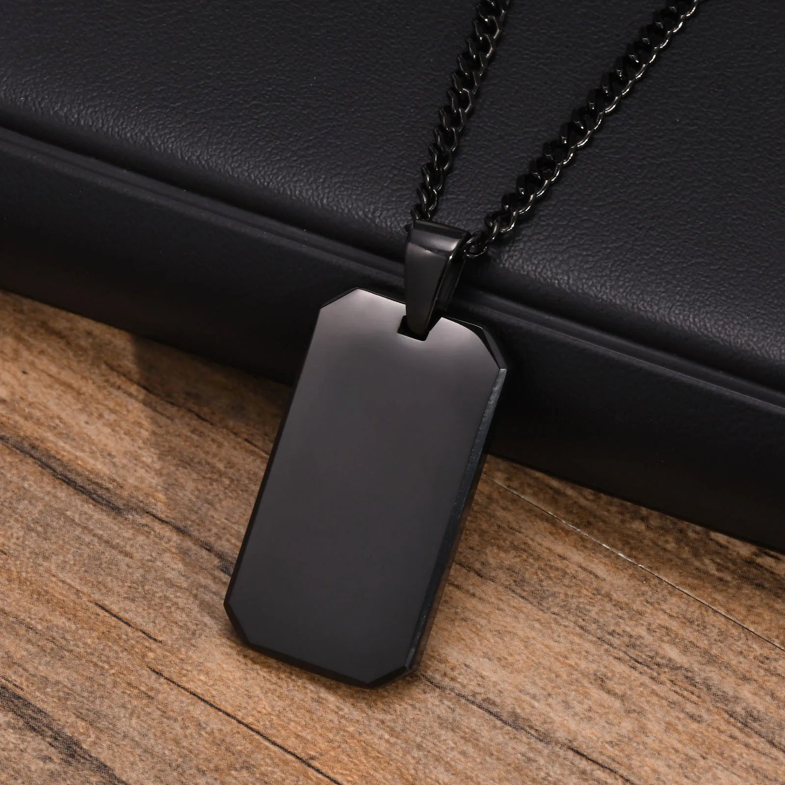 Men's Elegant Geometric Modern Cuban Necklace