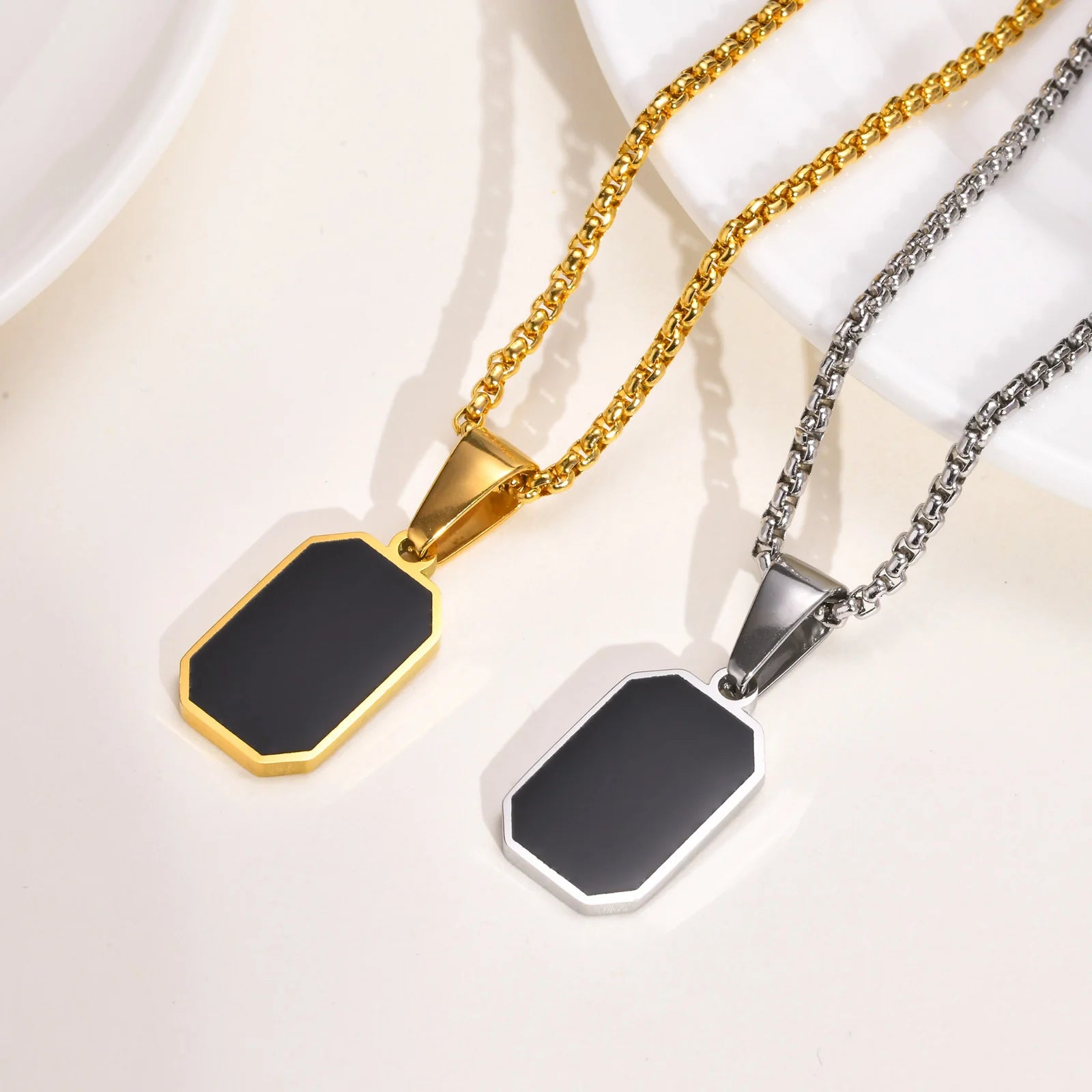 Men's Elegant Geometric Modern Cuban Street Necklace