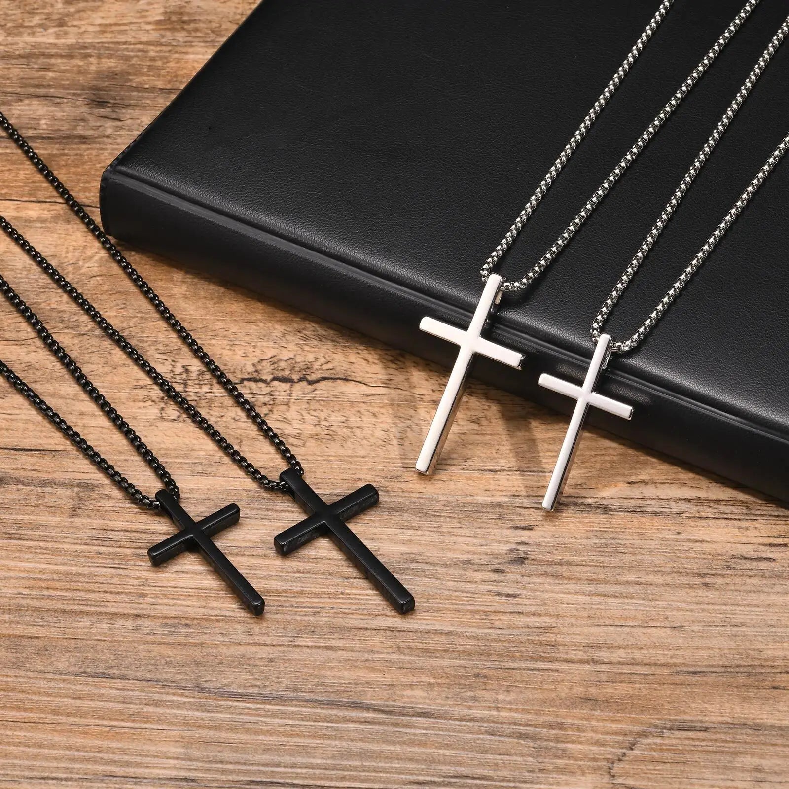 Sophisticated Cross Necklace Model Design for Men