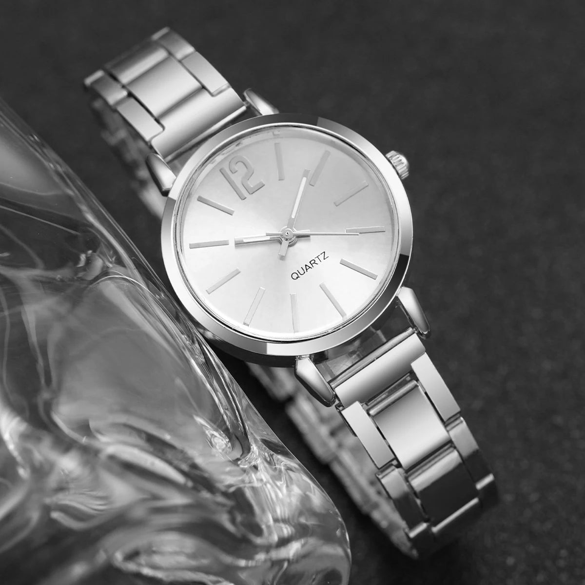 Women Elegant Watch Quartz and Steel Strap Bracelet Adjustable